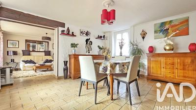 Maison - 85 m² - 5 pièces