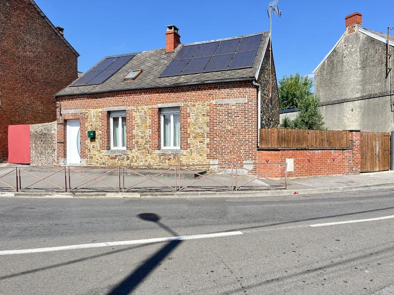 Maison - 80 m² - 5 pièces