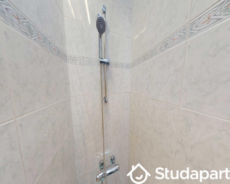 Chambre - 30 m² - 1 pièce