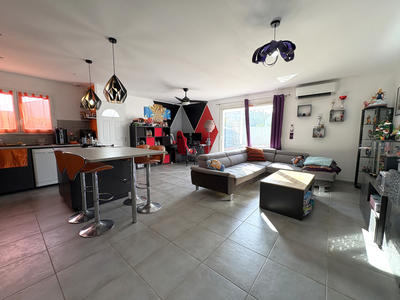 Villa - 82 m² - 4 pièces