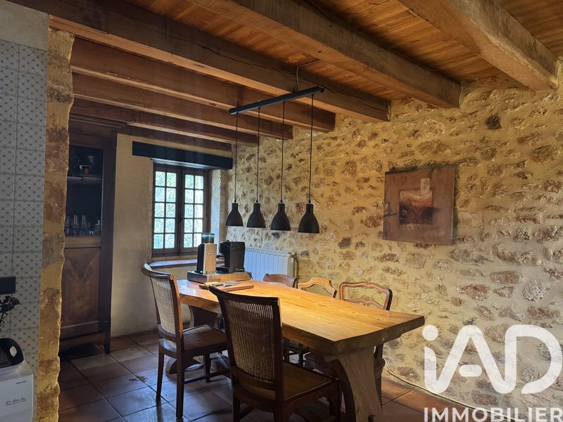 Maison - 97 m² - 4 pièces