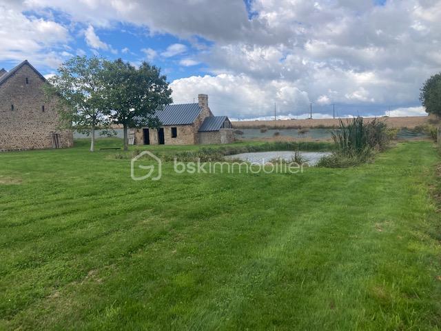 Longère - 296 m² - 8 pièces