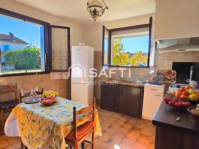 Maison - 121 m² - 6 pièces