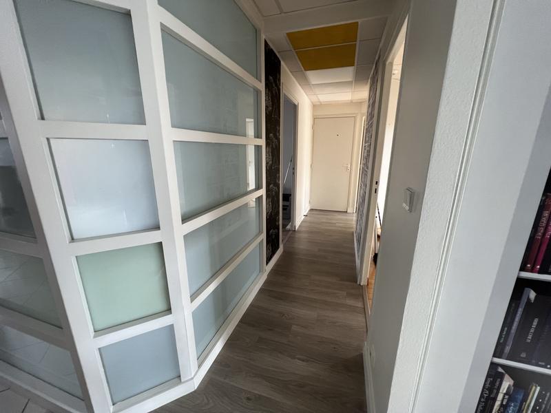 Local d'activités - 124 m²