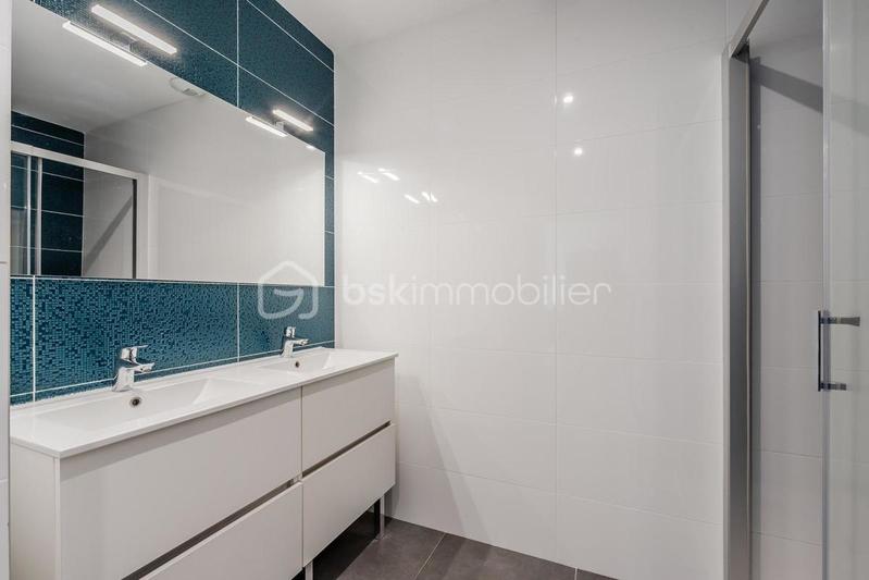 Appartement - 81 m² - 4 pièces