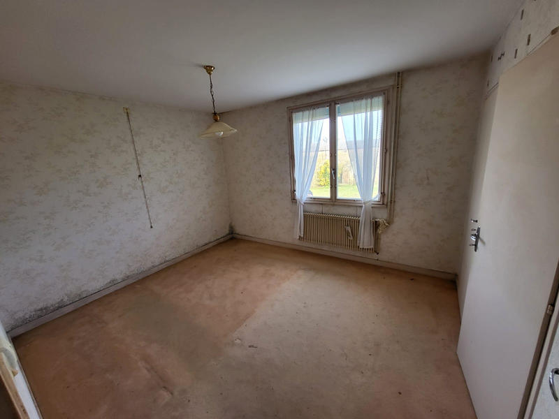 Maison - 92 m² - 5 pièces