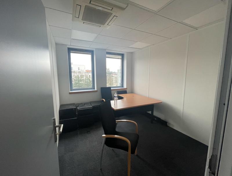Bureau - 192 m²