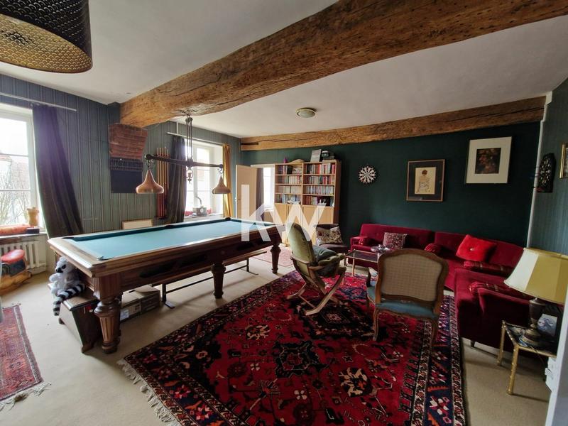 Maison - 434 m² - 10 pièces