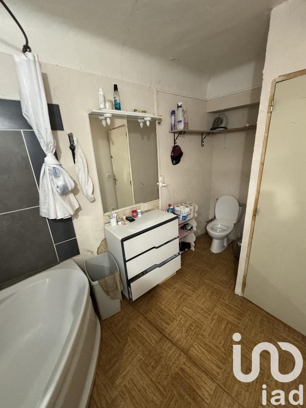 Maison - 202 m² - 6 pièces