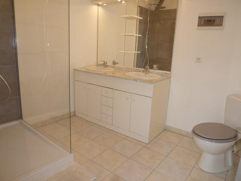 Maison - 121 m² - 6 pièces