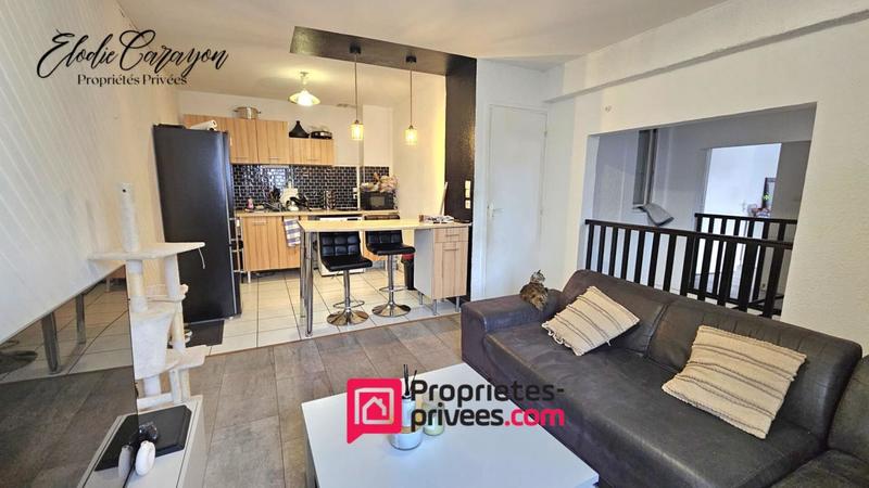 Immeuble - 104 m² - 5 pièces