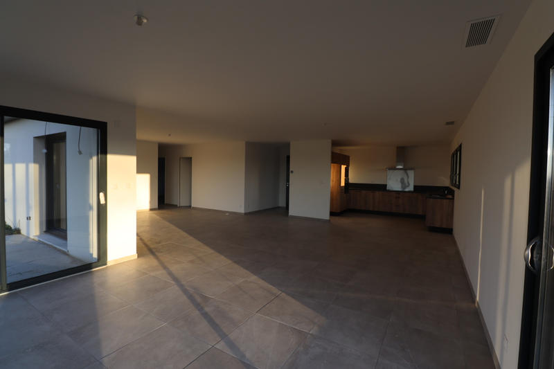 Maison - 136 m² - 4 pièces