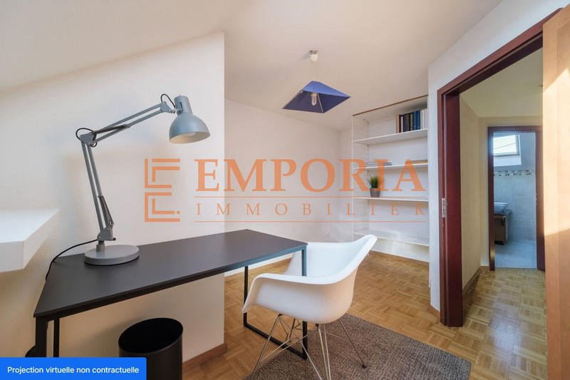 Maison - 220 m² - 6 pièces