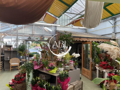 Local commercial - 1 500 m²