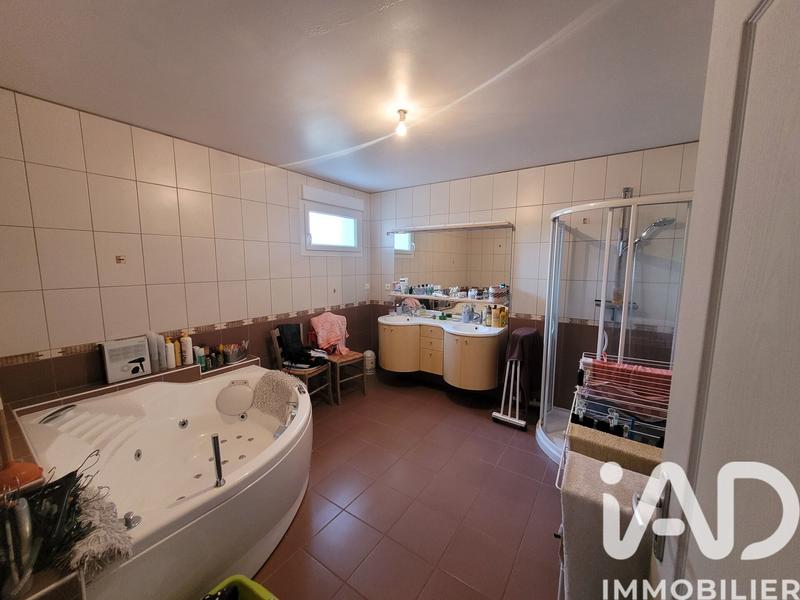 Maison - 142 m² - 6 pièces