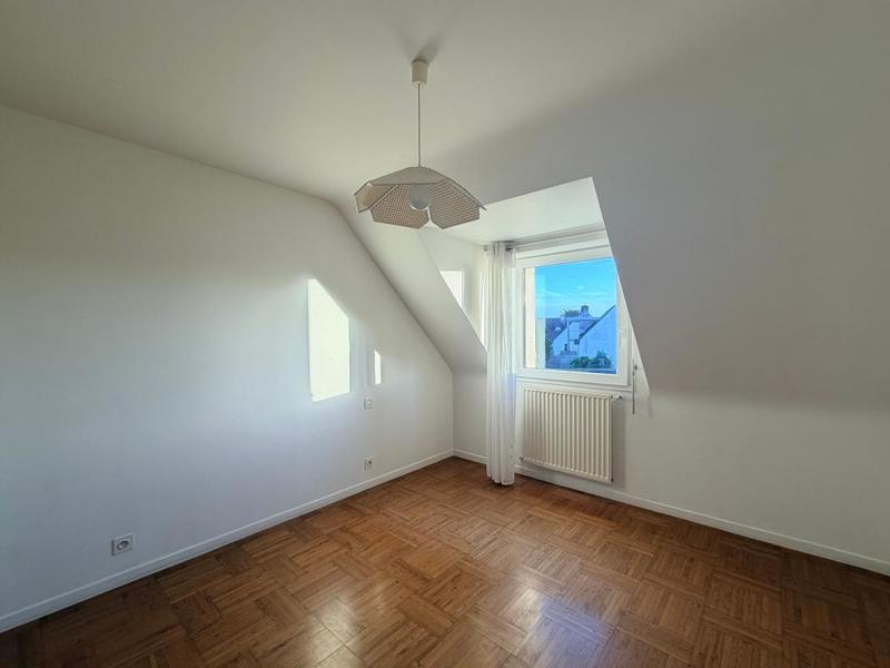 Maison - 121 m² - 5 pièces