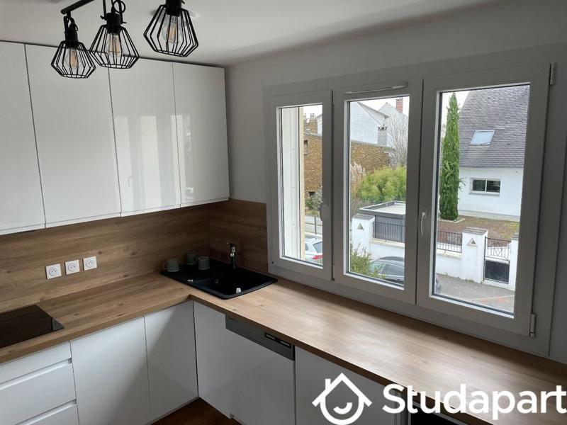 Chambre - 13 m² - 1 pièce