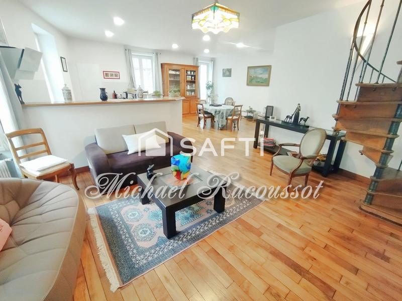 Appartement - 134 m² - 5 pièces