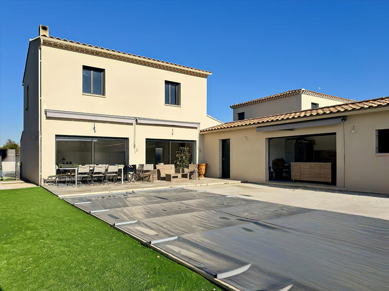 Maison - 162 m² - 7 pièces