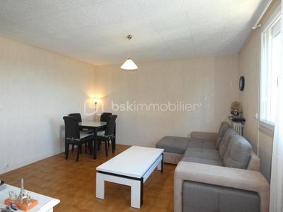 Appartement - 67 m² - 4 pièces