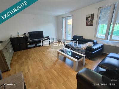 Maison - 94 m² - 5 pièces