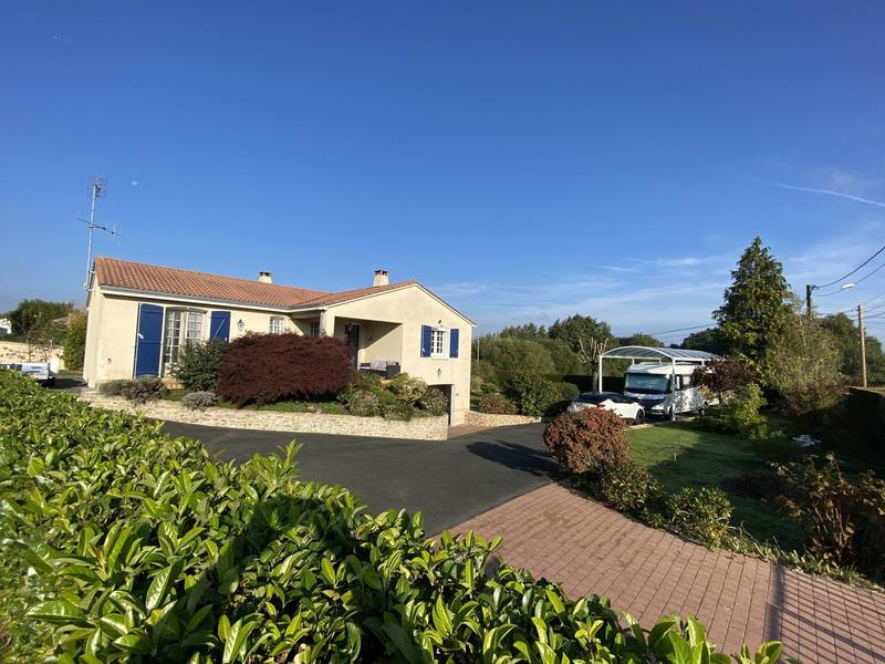 Maison - 110 m² - 4 pièces