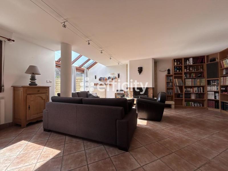 Maison - 130 m² - 4 pièces