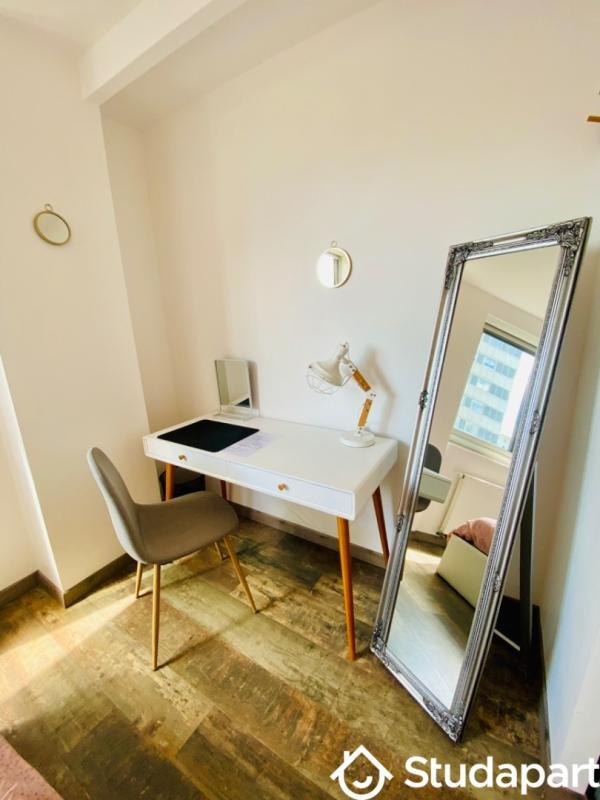 Chambre - 12 m² - 1 pièce