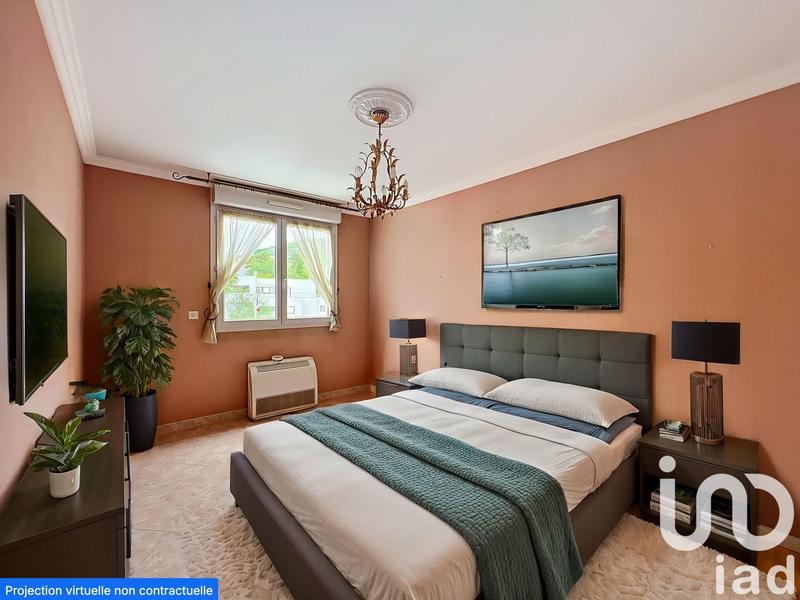 Appartement - 135 m² - 5 pièces