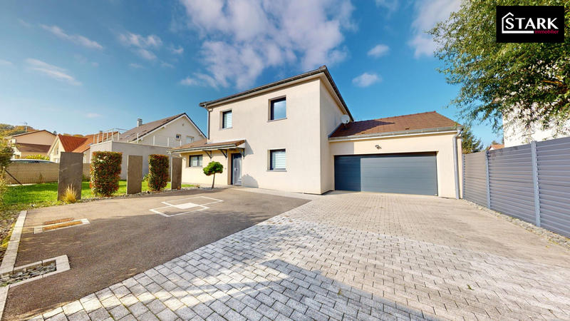 Maison - 138 m² - 5 pièces