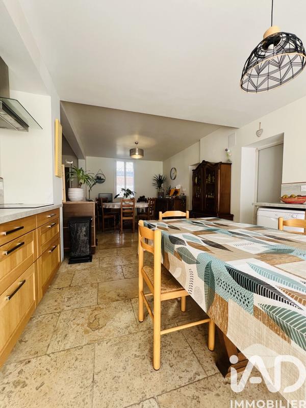 Maison - 180 m² - 5 pièces