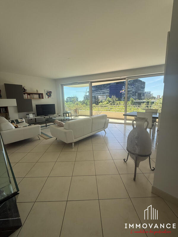 Appartement - 109 m² - 3 pièces