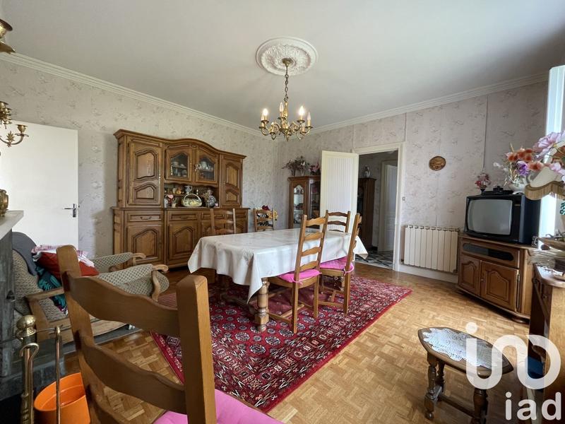 Maison - 165 m² - 8 pièces