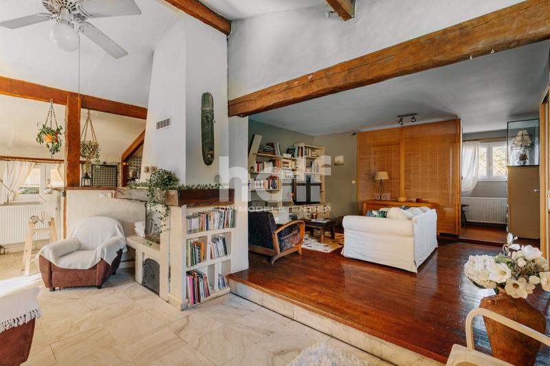 Maison - 170 m² - 6 pièces