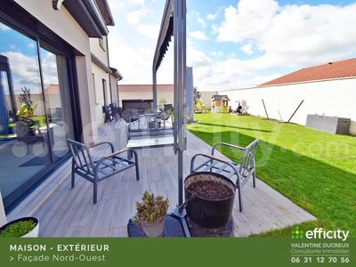 Villa - 117 m² - 6 pièces