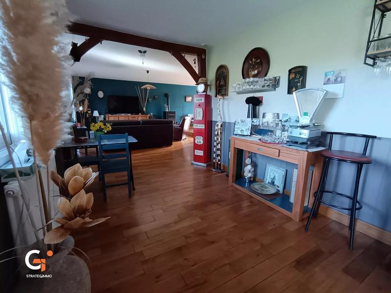 Maison - 164 m² - 8 pièces