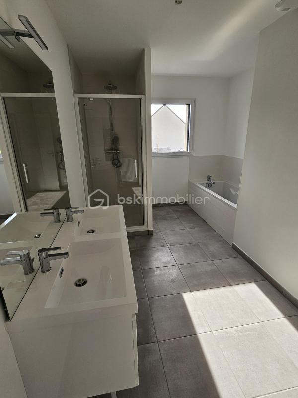 Maison - 132 m² - 6 pièces