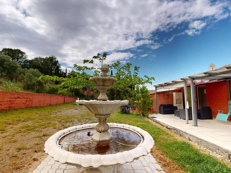 Villa - 144 m² - 10 pièces