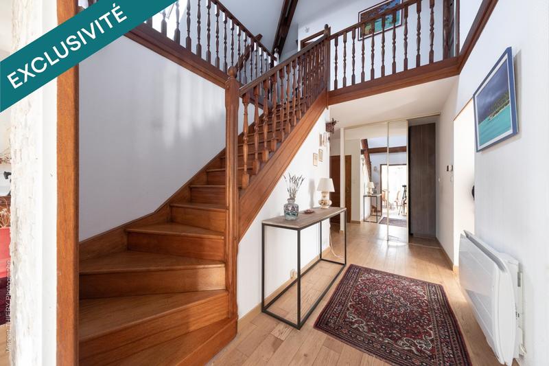 Maison - 136 m² - 5 pièces