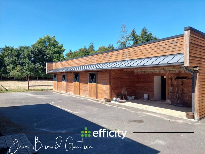 Maison de domaine équestre - 99 m² - 3 pièces