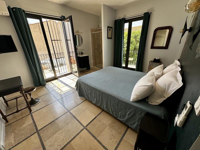 Maison chambre d'hôtes - 340 m² - 8 pièces