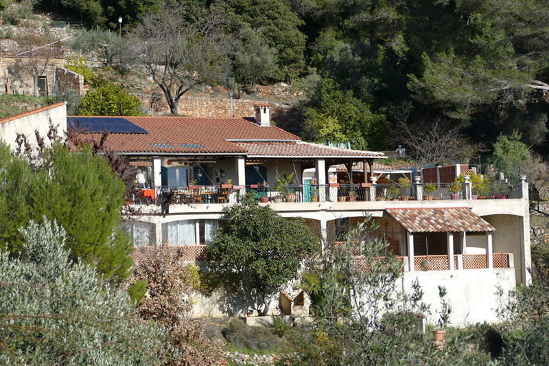 Maison - 227 m² - 6 pièces