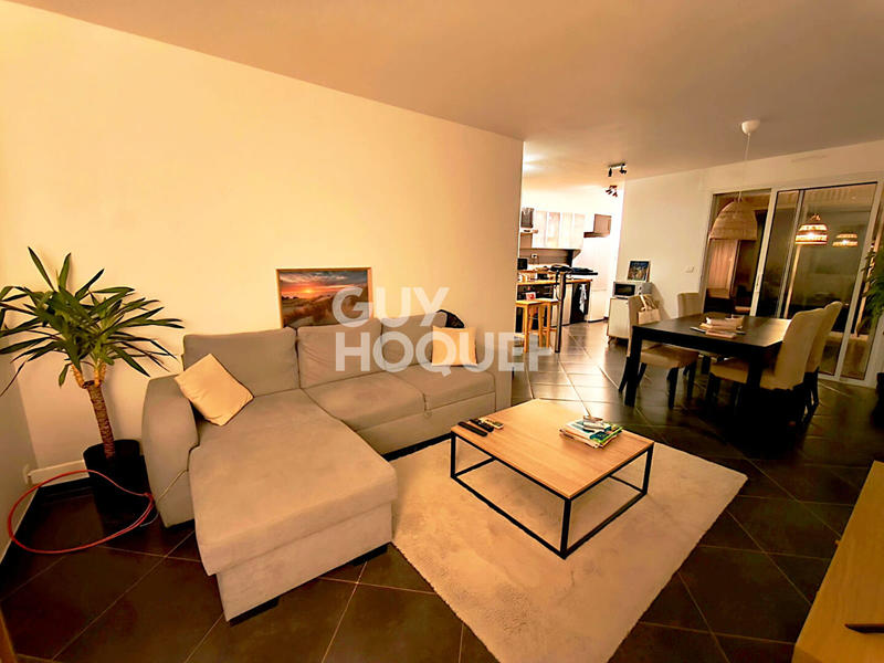 Maison - 181 m² - 6 pièces