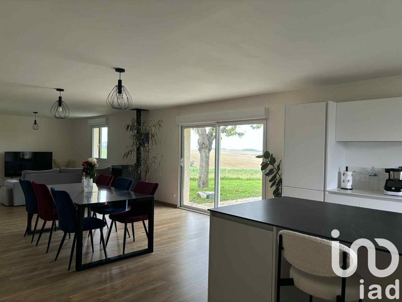 Maison - 107 m² - 5 pièces