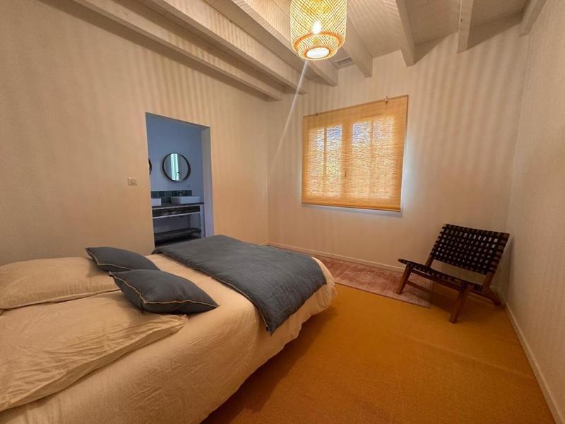 Demeure - 310 m² - 6 pièces