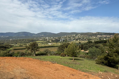 Terrain - 3 000 m²