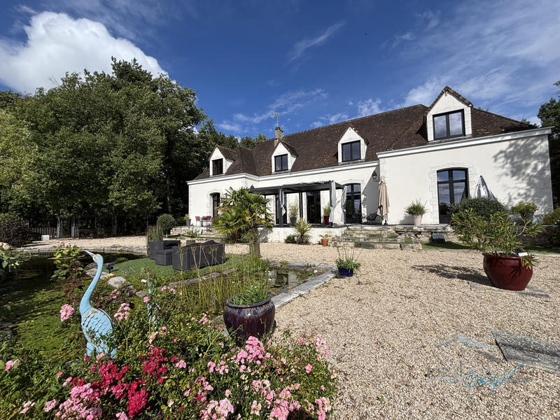 Maison ancienne - 370 m² - 12 pièces