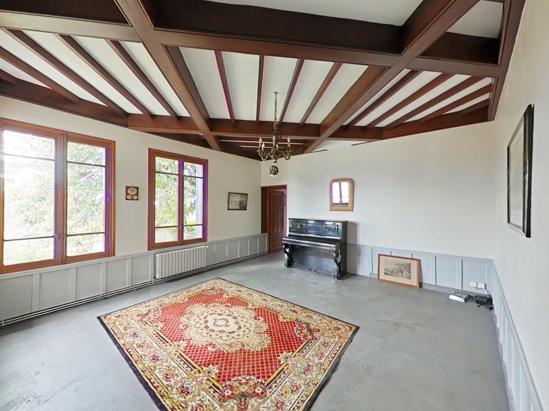 Maison - 135 m² - 6 pièces