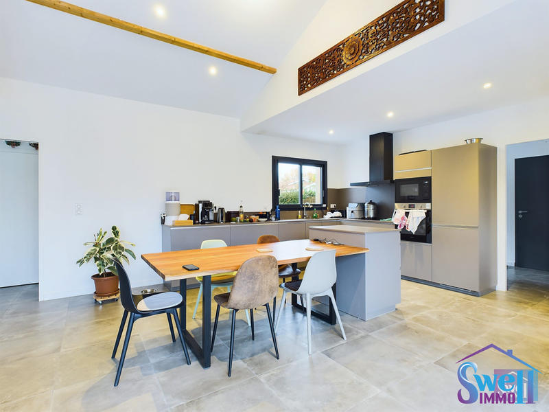 Maison contemporaine - 120 m² - 4 pièces