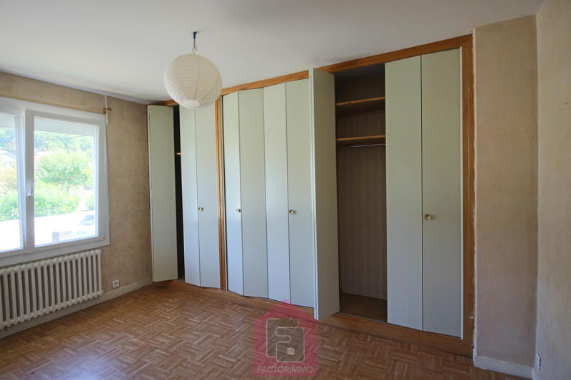 Maison - 178 m² - 6 pièces